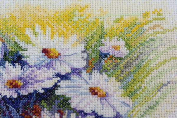 Buy Cross stitch kit - Watercolor daisies-AH-054_2
