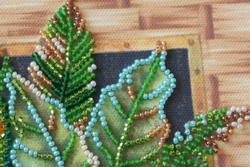 Buy Midi Bead embroidery kit - Lori Parrots-AMB-029_2