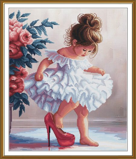 Buy Cross stitch kit Little Fashionista-Sr3439